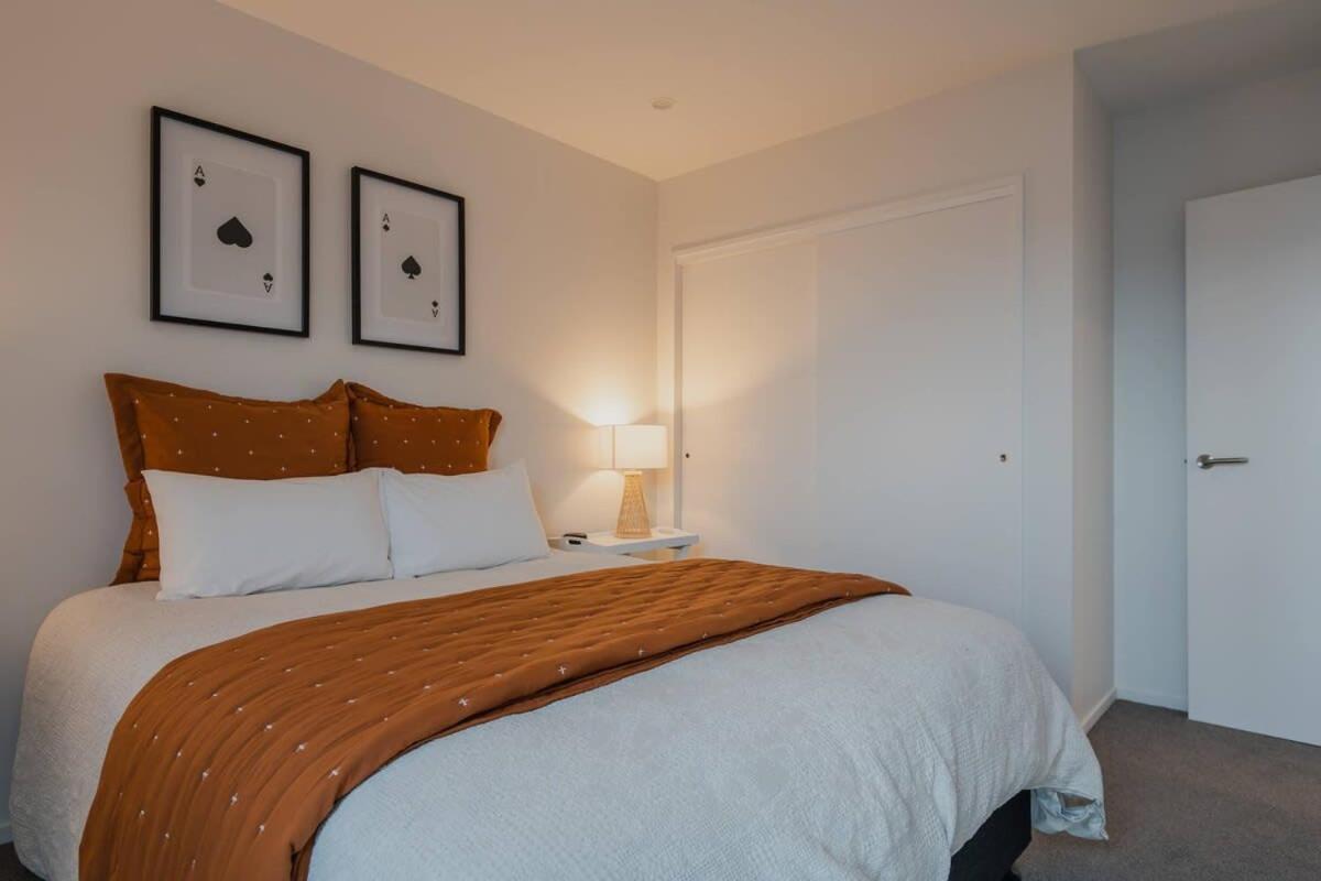 Apartment Designer's Pad In